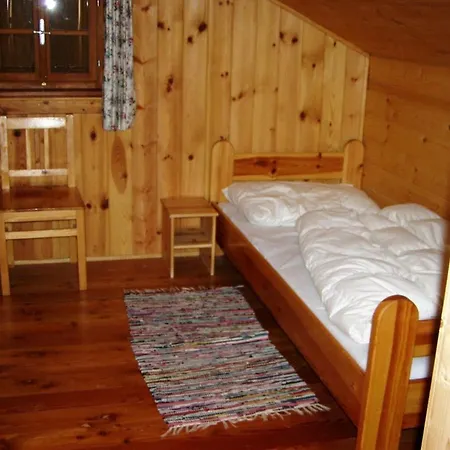 Froeschlhuette * Oberpirkach