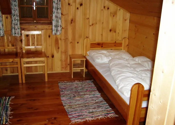 Froeschlhuette * Oberpirkach